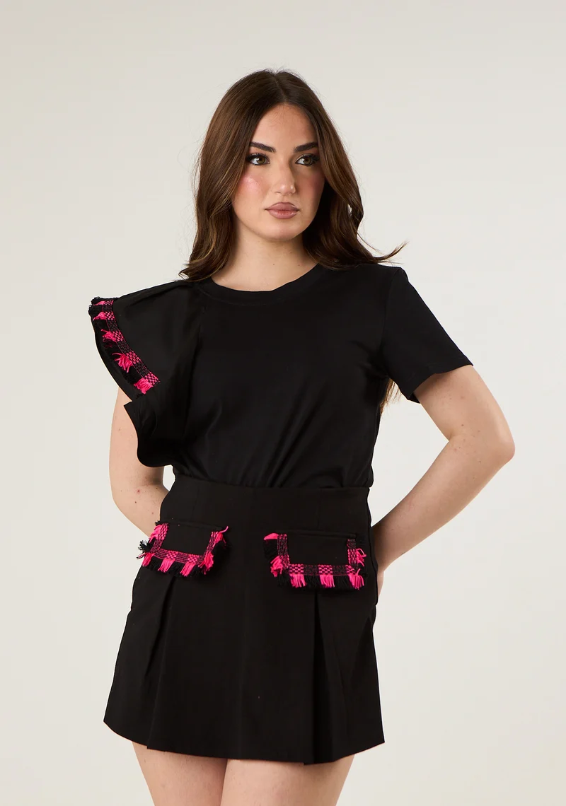T-shirt con manica a balza