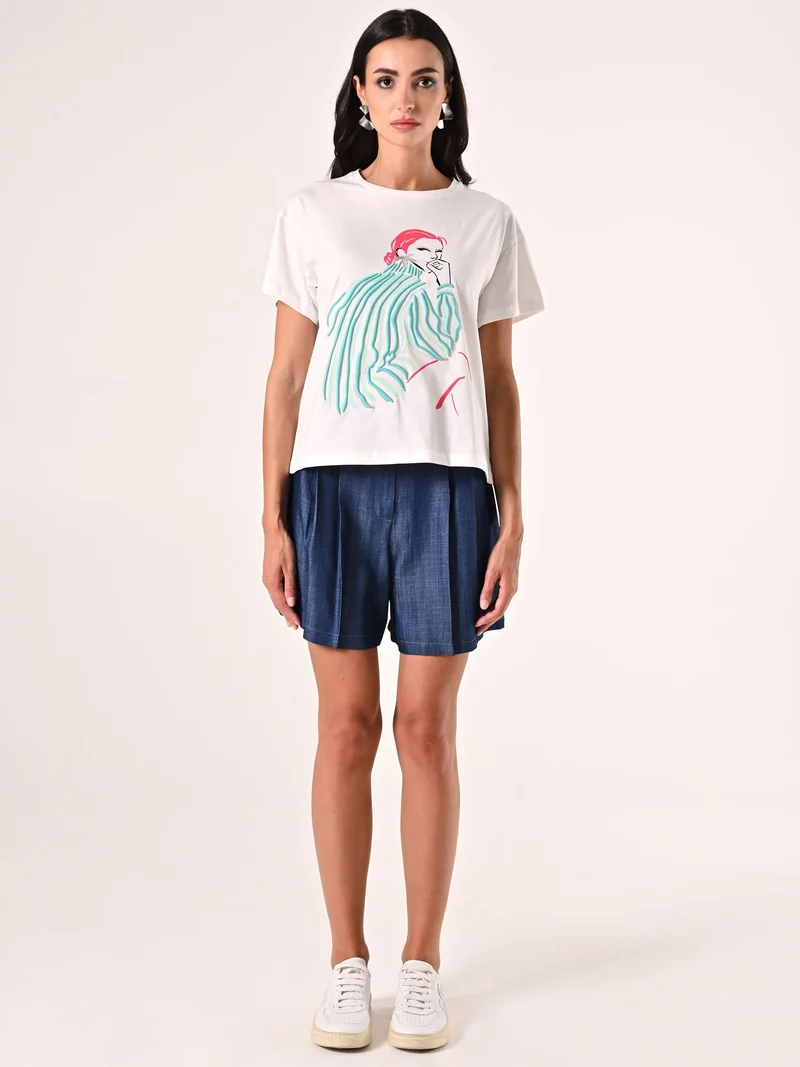 T-Shirt Ricamo in Rilievo