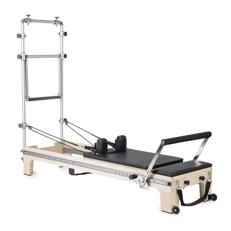 Elina Pilates Master Instructor Reformer mit Tower