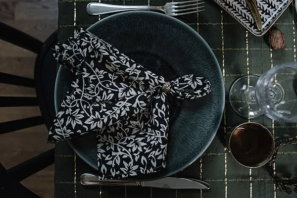 Serviette feuille noir