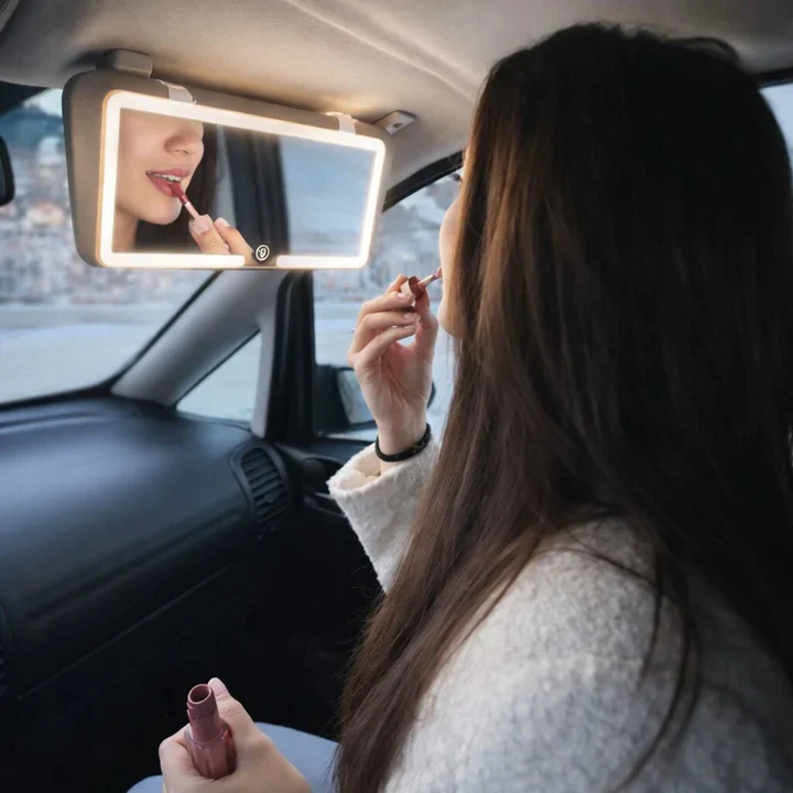 Schminkspiegel mit Licht fürs Auto | GlowVisor