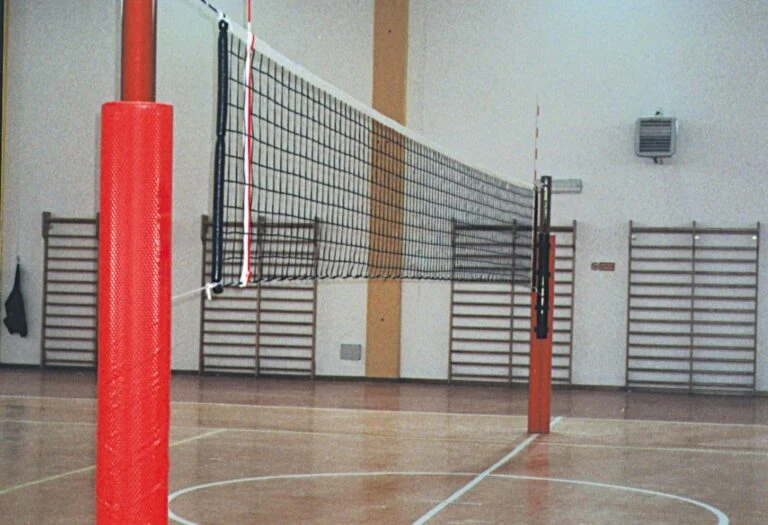 Imbottitura di protezione per impianto Volley Beach Volley e pallavolo in acciaio in Eliocel espanso con rivestimento in PVC chiusura con velcro Art. P13