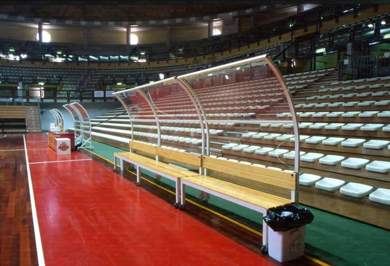 Panca per atleti e riserve ART. 4307 Dimensioni = cm. 200x44x100 (h)