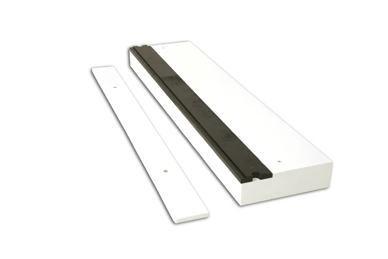Asse di battuta in legno per salto in lungo e salto triplo con tavoletta porta plastilina S02652