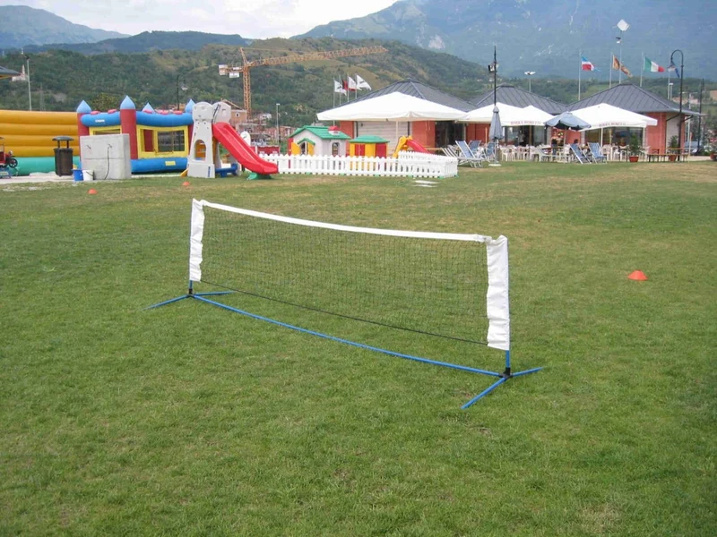 Impianto Mini-tennis, calcio-tennis per perfezionare il palleggio aereo completo di rete ART 6404
