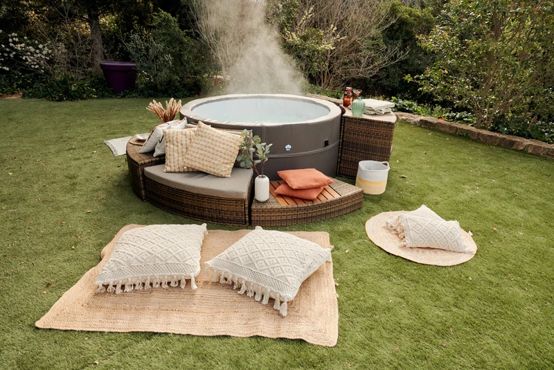 Net Spa Vita Premium + Mobili (5 unità) a 6 posti (4 adulti 2 bambini)