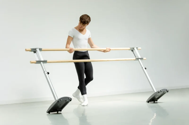 Sbarra danza mobile modello Royale dinamica ballet con altezza regolabile sbarra da 2m
