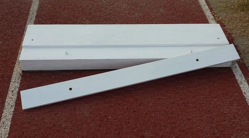 Asse di battuta in legno per salto in lungo-triplo art 3800 VIV