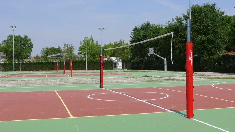 Coppia di Protezioni per esterno per impianti pallavolo e beach-volley con pali di diametro compreso tra Ø70mm e Ø100mm Art. 5525