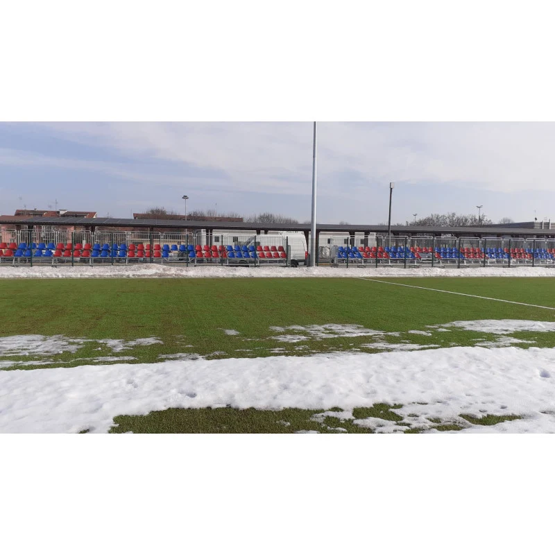 Tribuna fissa per esterno Art. C6 Posti a sedere 32 su sedute scocca in PVC schienale basso