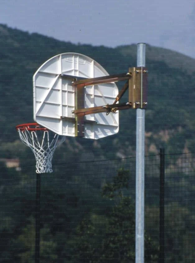 Mezzo impianto minibasket/basket, fisso con bussole, sbalzo 60cm, tabellone 112x73cm Codice 4231