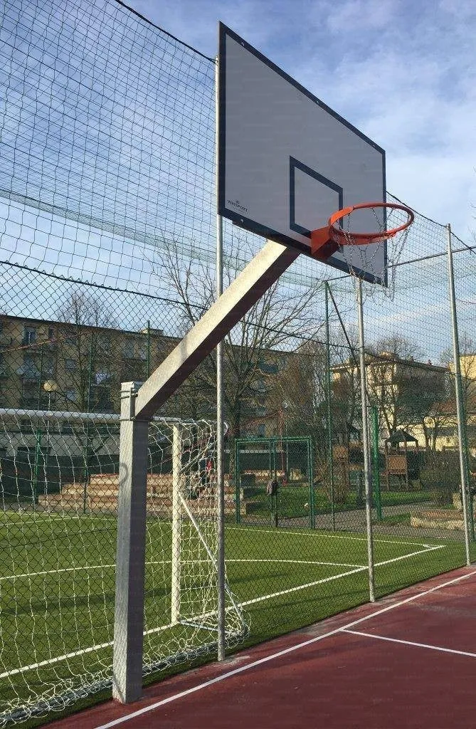 Impianto basket/minibasket monotubolare, tabelloni in legno, sbalzo 165 cm fissaggio a terra con bussola, struttura smontabile Art 4210