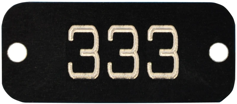 TARGHETTE IN ALLUMINIO NUMERATE PER SEDUTE OM dimensione 48x18 mm.