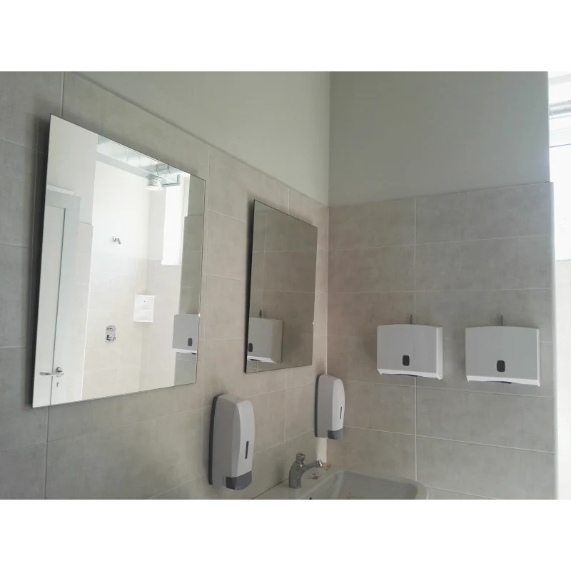 Specchio a parete dimensioni cm.50x60 Art. S 896/1 senza cornice