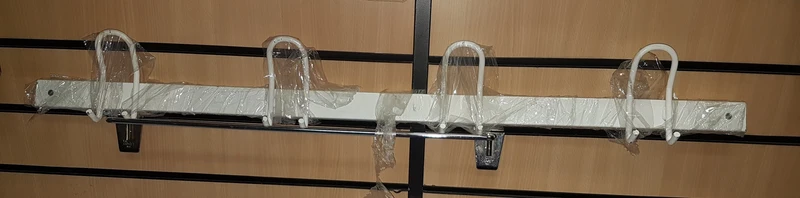 Appendiabiti da mt 2 posti 8 in acciaio da appendere a muro