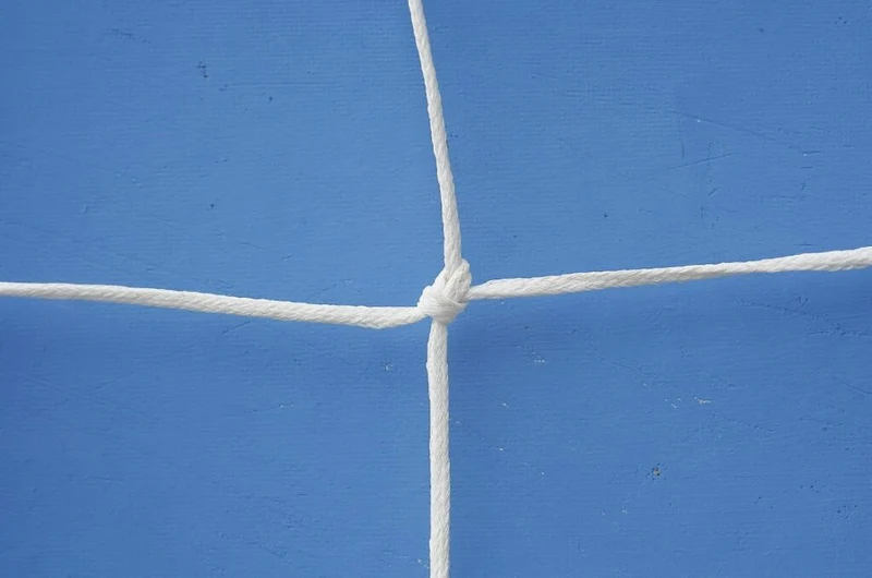 Coppia Reti Calcetto 3x2m Maglia QUADRA in Polietilene H.D. da 100x3,5mm Art. 159