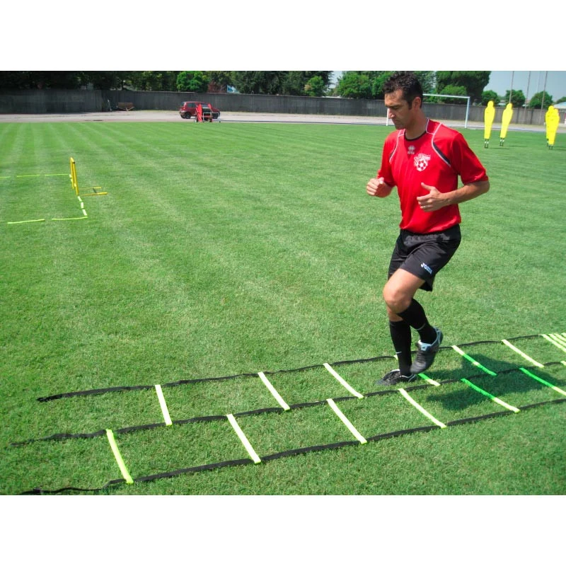 Scaletta per allenamento calcio Art. F749/I Speed Ladder calcio e Functional Training , con clip giunzione mt 6,12 riquadri