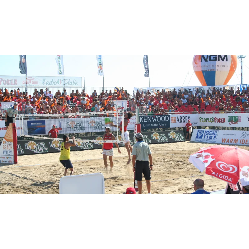 Impianto beach volley mm.50 Art. V 709/2 in tubo di acciaio per campi in erba e sabbia mod. base con tiranti e picchetti