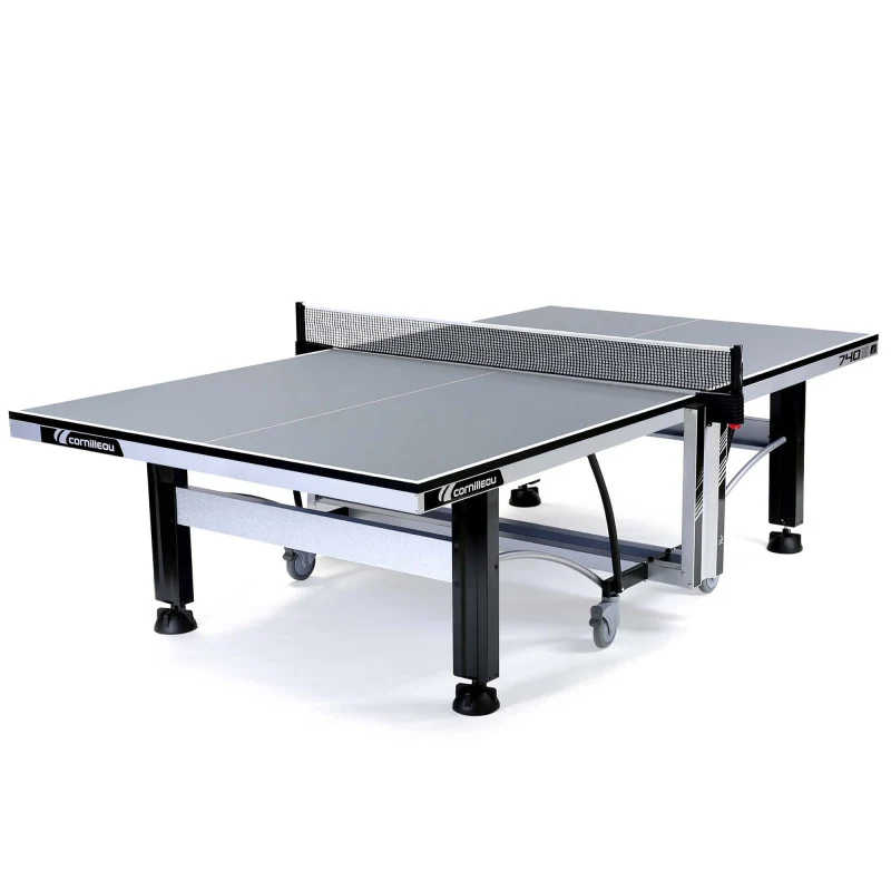 Tavolo Ping Pong Cornilleau Competition 740 ITTF Indoor Piano in agglomerato 25 mm con rivestimento speciale Skiltop Tavolo COMPETITION 740 ITTF cod. 117603